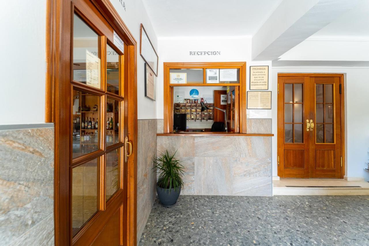 Hostal Miramar ロス・カーニョス・デ・メカ エクステリア 写真